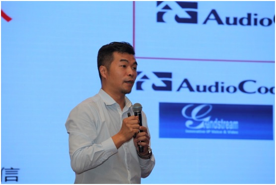 奥科中国区总经理蒋毅军现场演讲
