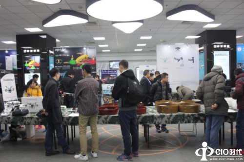 “中发智造”无人机展在京开幕 无人机试飞成最大亮点7