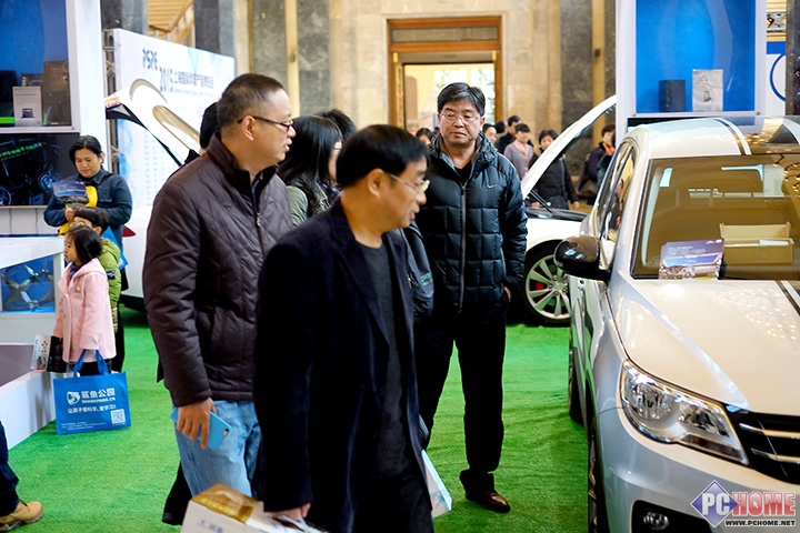 AAR负离子车载空气净化器亮相科博会