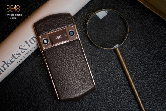 8848钛金手机18k玫瑰金巅峰版真机图赏