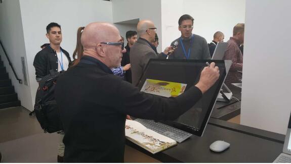 微软想靠激励你的“创造力”去引领下一个未来