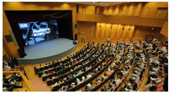 造就演讲:与广州观众一起聊聊我的城