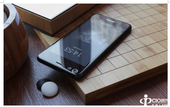 精彩不止一面 海信双屏手机A2为移动阅读而生1