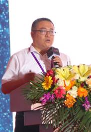 http://info.chinabyte.com/2017ciosummit/images/yangdongri1.jpg