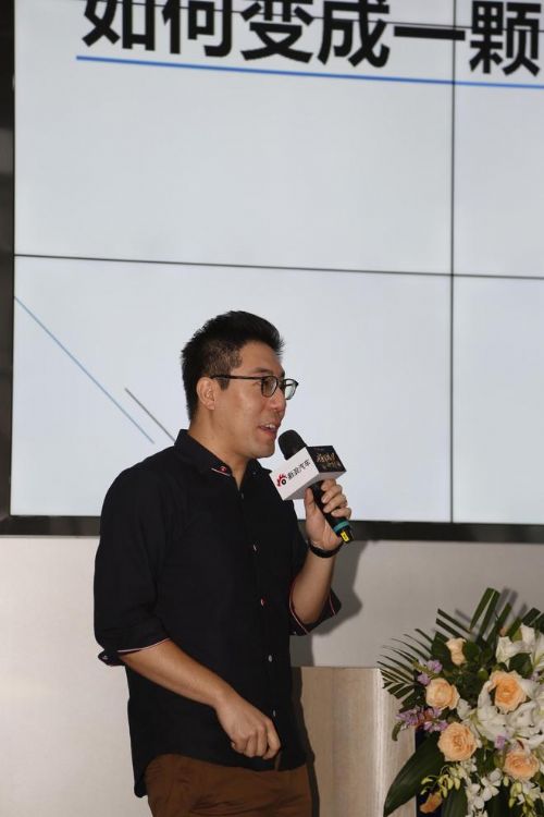 新浪汽车主编闫小欧