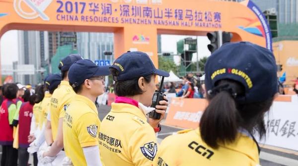 11月的深圳热闹非凡，精彩纷呈的市政活动都离不开他……