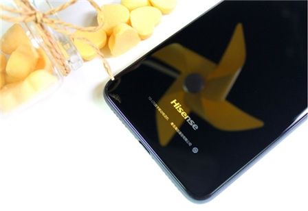 新年购机新选择 海信全面屏哈利手机给你不一样的体验