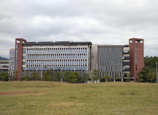 05.jpg