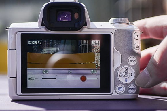 佳能微单M50 助力收获双份美丽