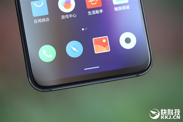 骁龙710仅1598元 魅族X8开箱图赏：首款刘海屏