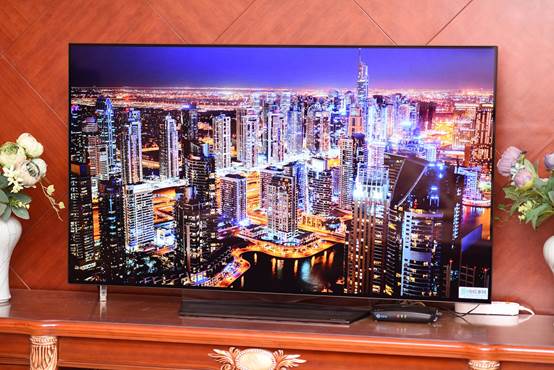 说明: C:\Users\PC\Desktop\LG OLED B8开箱图片素材\DSC_4675.JPG