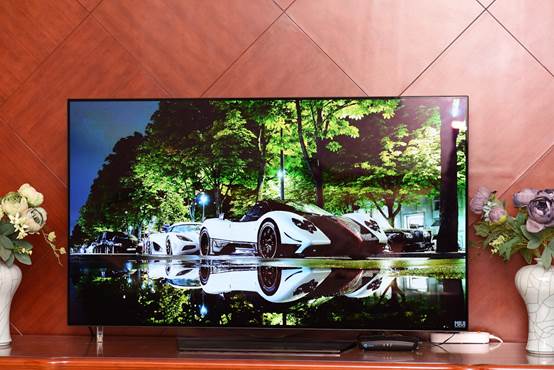 说明: C:\Users\PC\Desktop\LG OLED B8开箱图片素材\DSC_4679.JPG