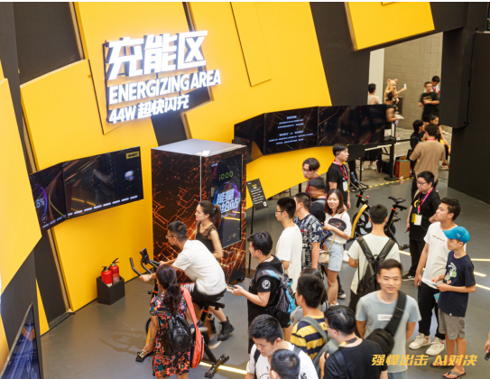 单挑最强AI战队SUPEX vivo强势亮相ChinaJoy2019