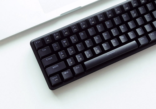 独特配列无线蓝牙黑爵k680t迷你68键双模机械键盘